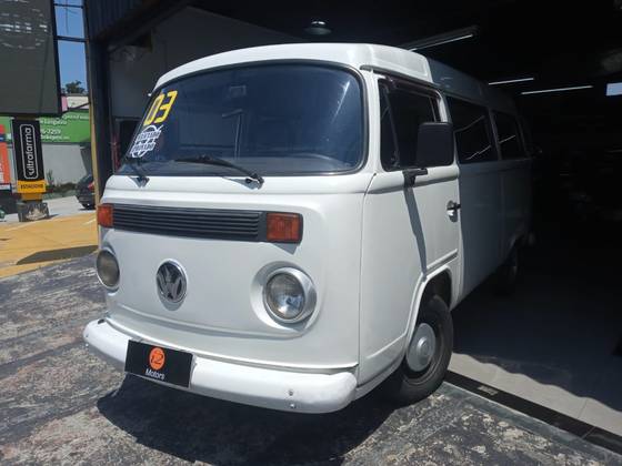 VOLKSWAGEN KOMBI 1.6 MI STD 8V GASOLINA 3P MANUAL